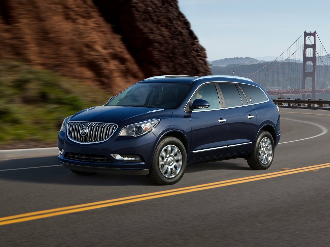Buick Enclave I (2007-2017) - Внедорожник 5 дв.