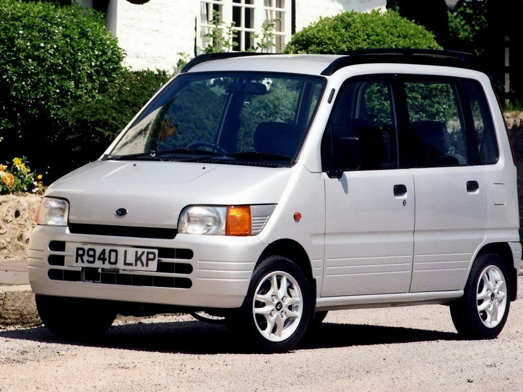 Daihatsu Move I (1995-1998) - Микровэн