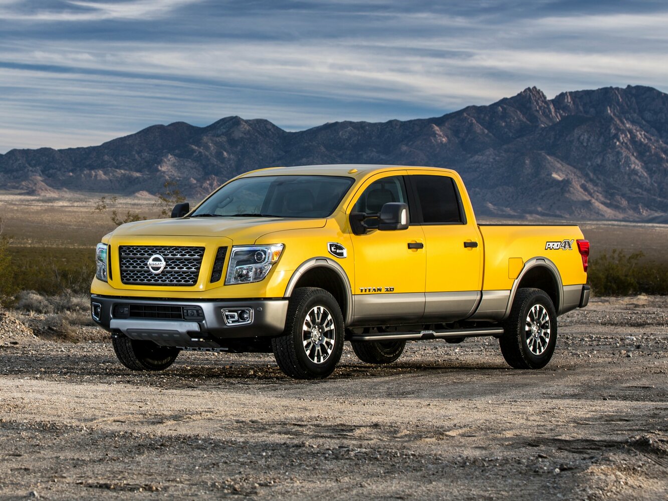 Nissan Titan II (2015-2024) - Пикап Двойная кабина