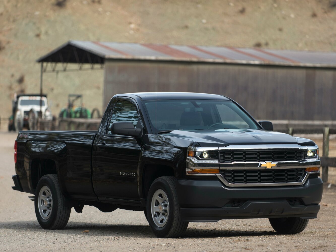 Chevrolet Silverado III (2013-2019) - Пикап Одинарная кабина Regular