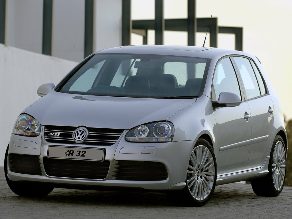 Volkswagen Golf R32 V (2005-2008) - Хэтчбек 5 дв.