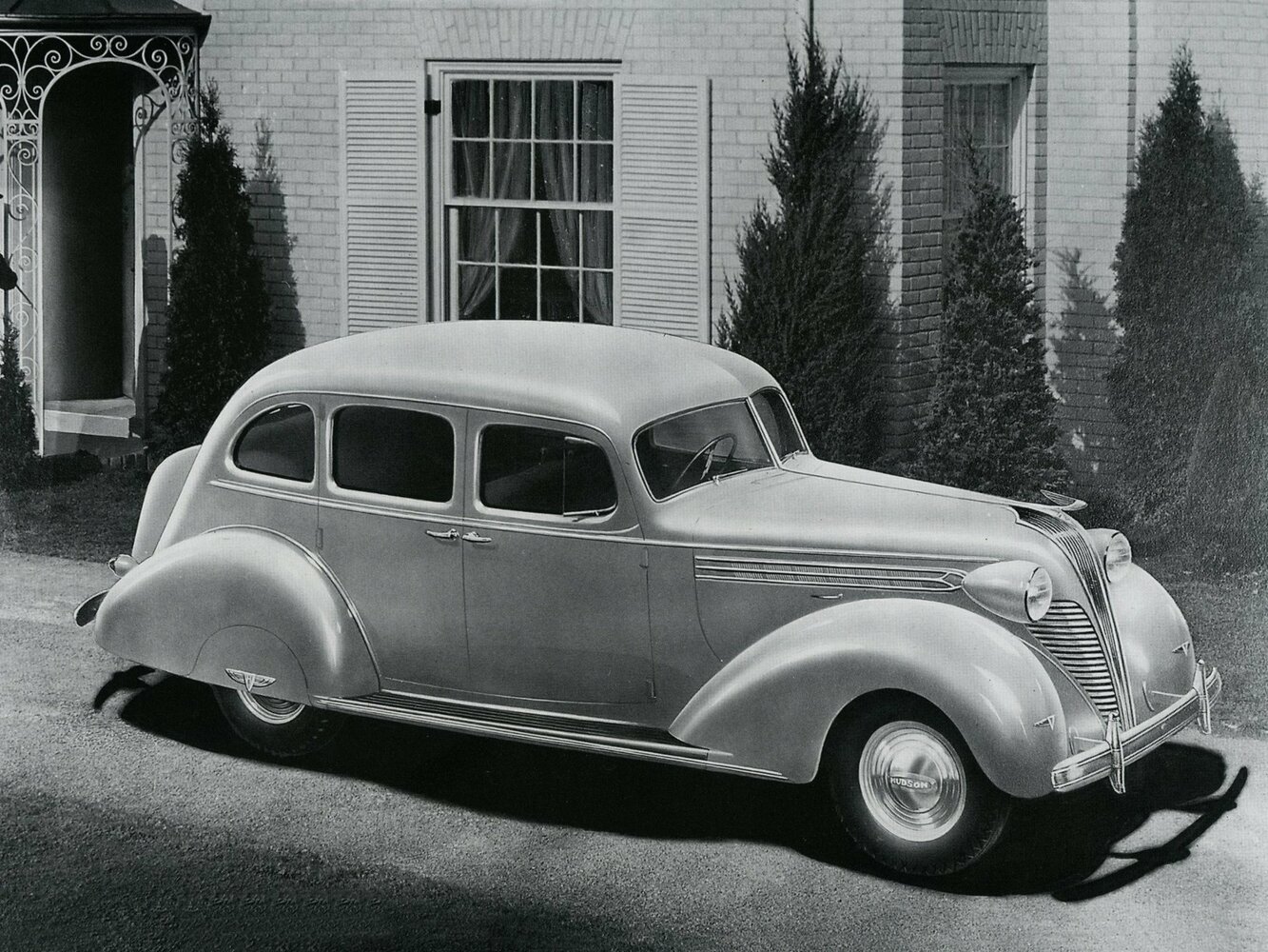 Hudson Deluxe Eight I (1936-1937) - Седан