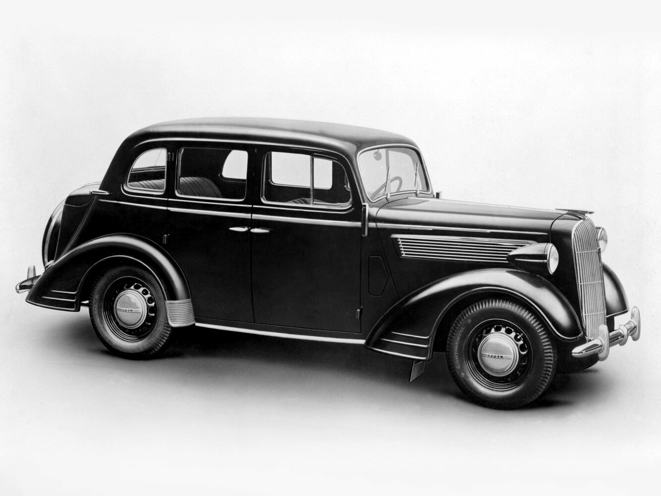 Opel Super Six I (1936-1938) - Седан