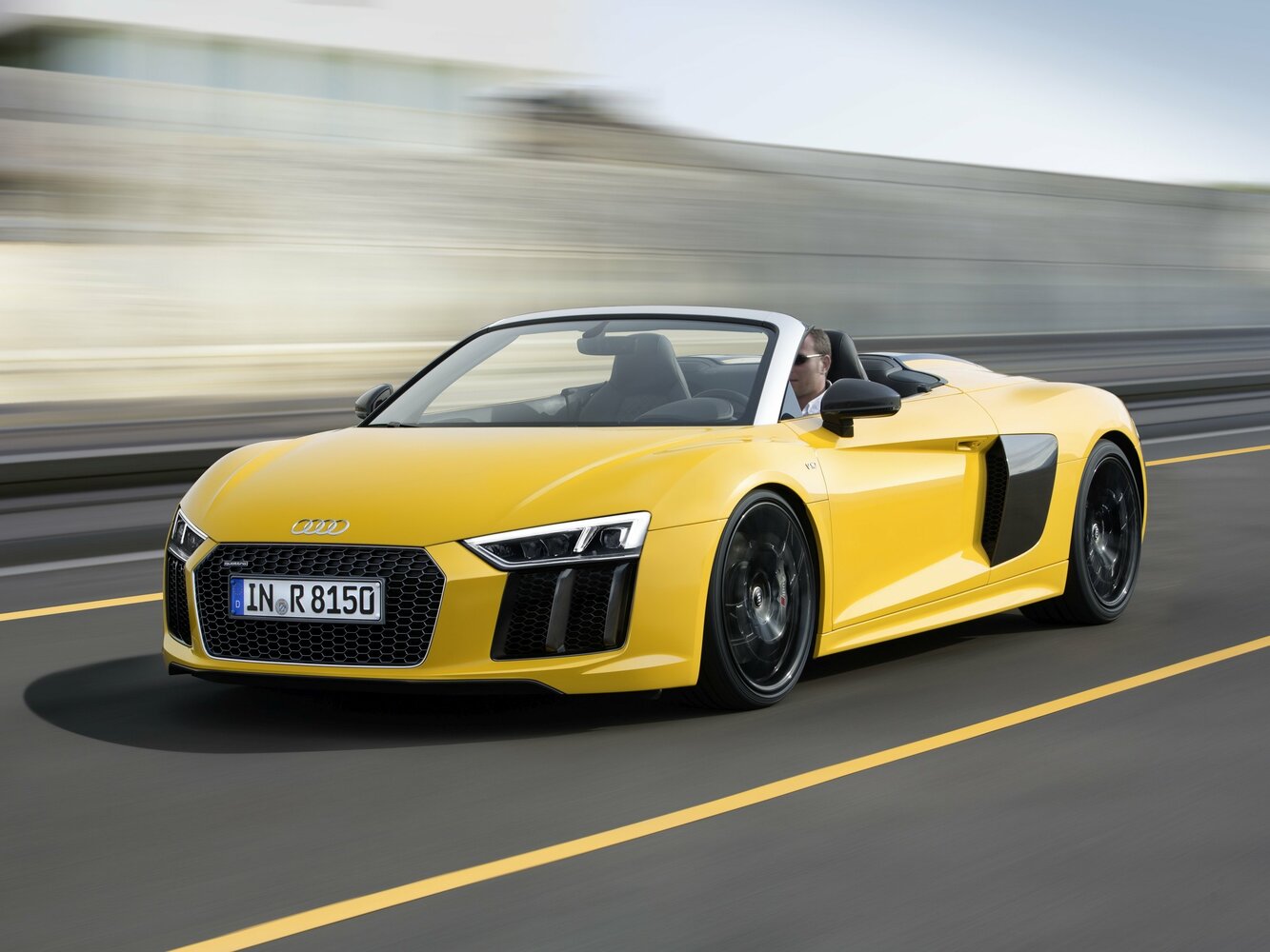 Audi R8 II (2015-2023) - Родстер