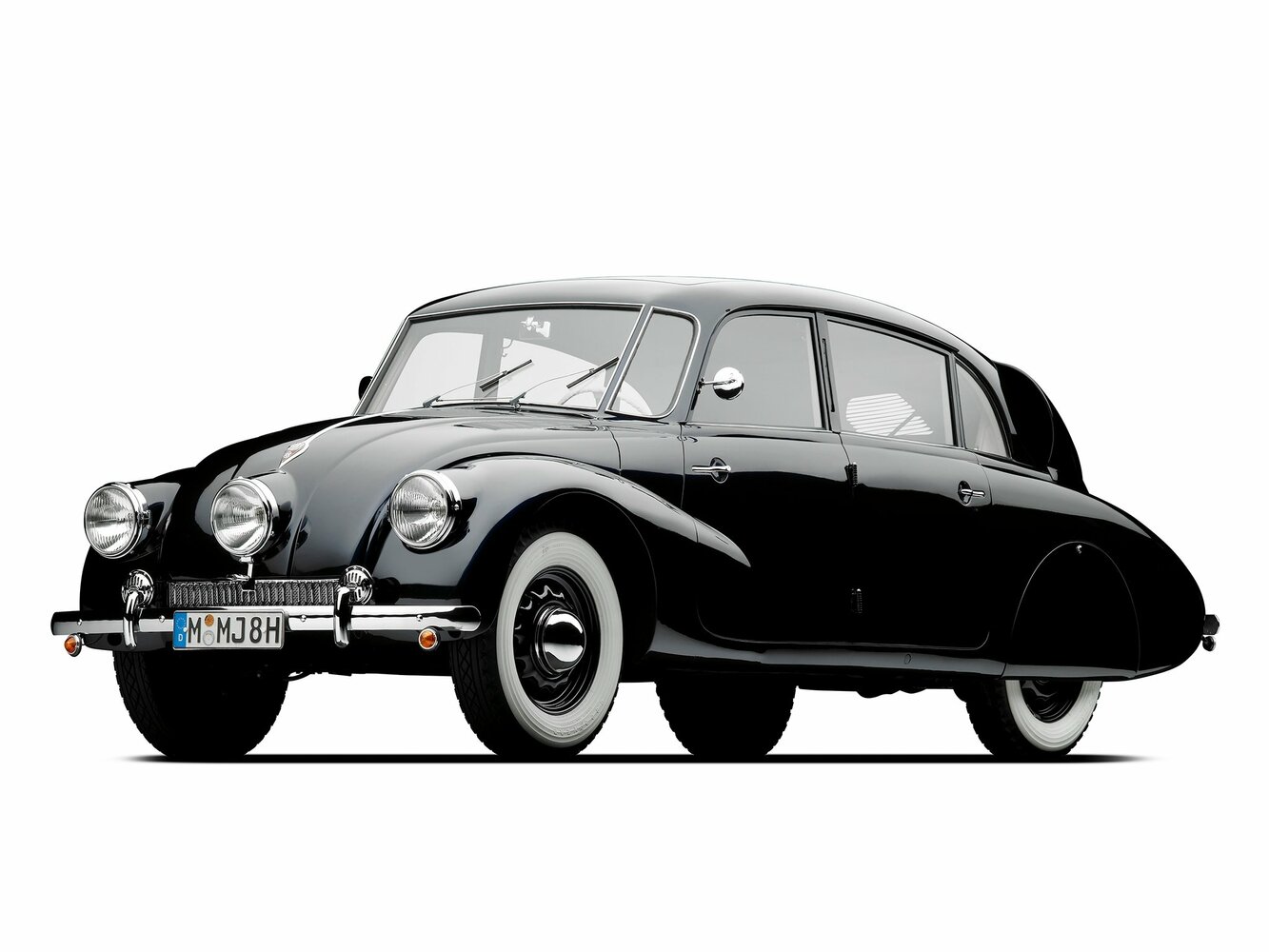 Tatra 87 I (1936-1950) - Седан
