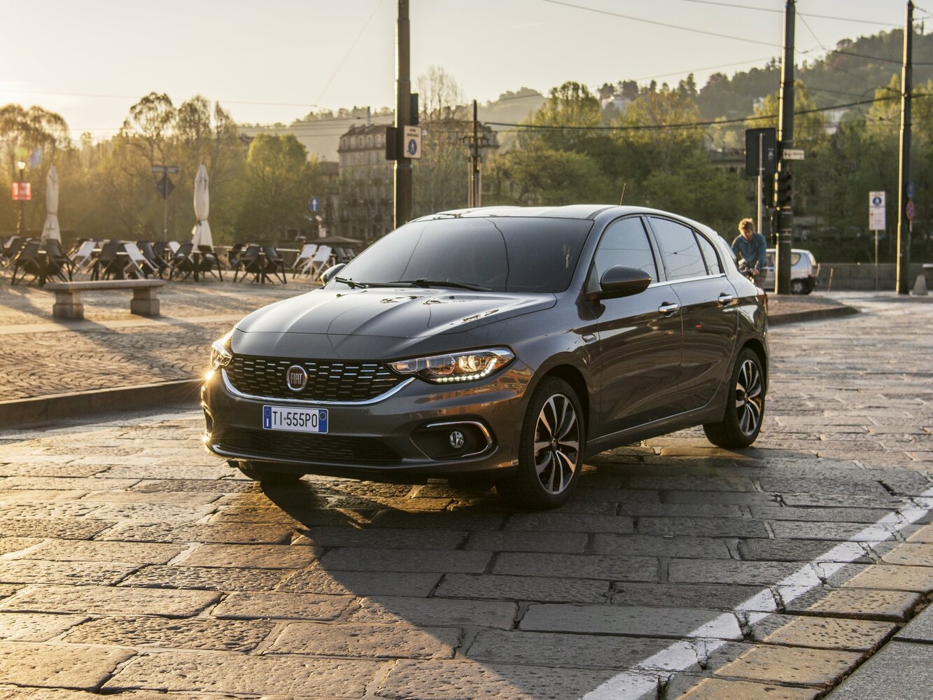 Fiat Tipo 356 (2015-2026) - Хэтчбек 5 дв.