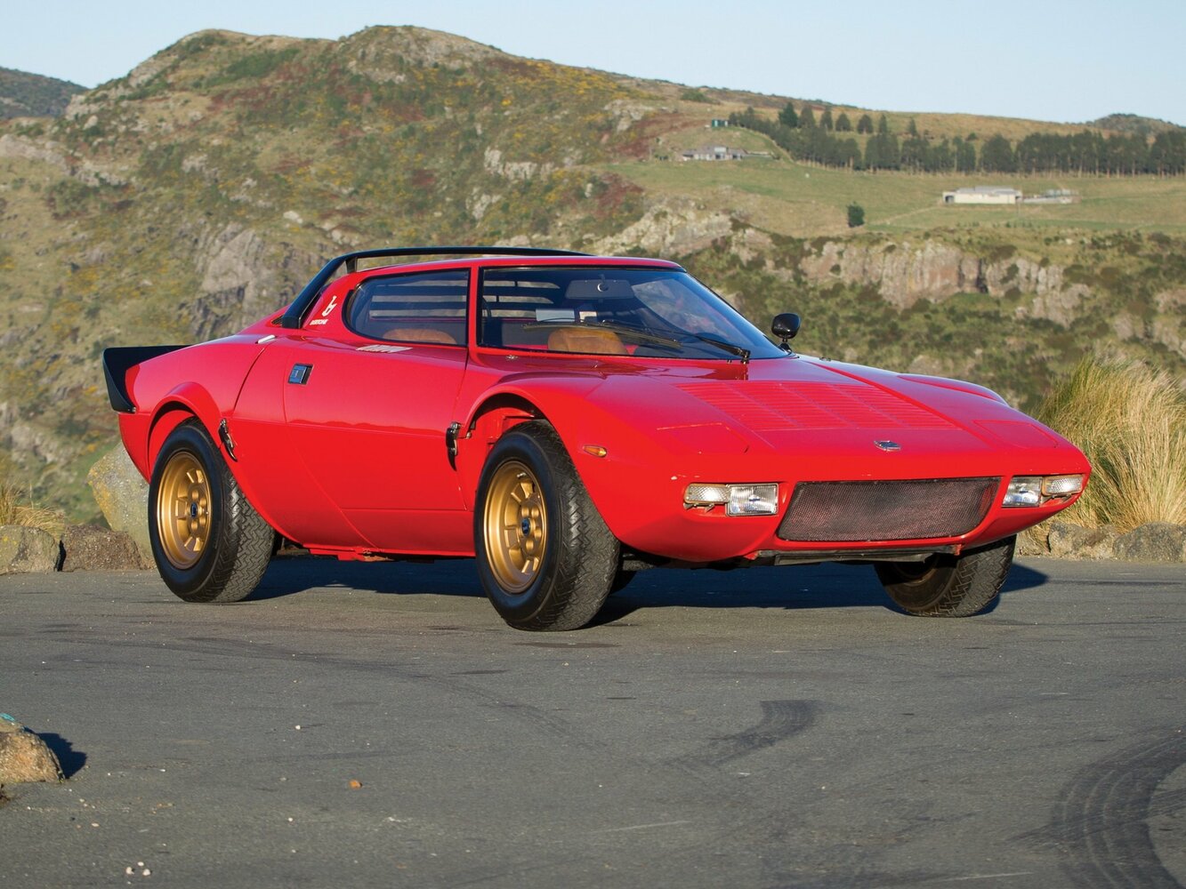 Lancia Stratos I (1973-1976) - Купе