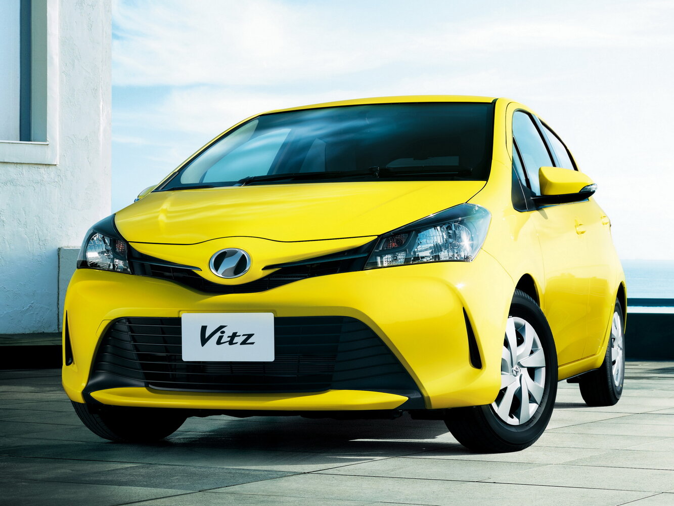 Toyota Vitz III (2010-2020) - Хэтчбек 5 дв.