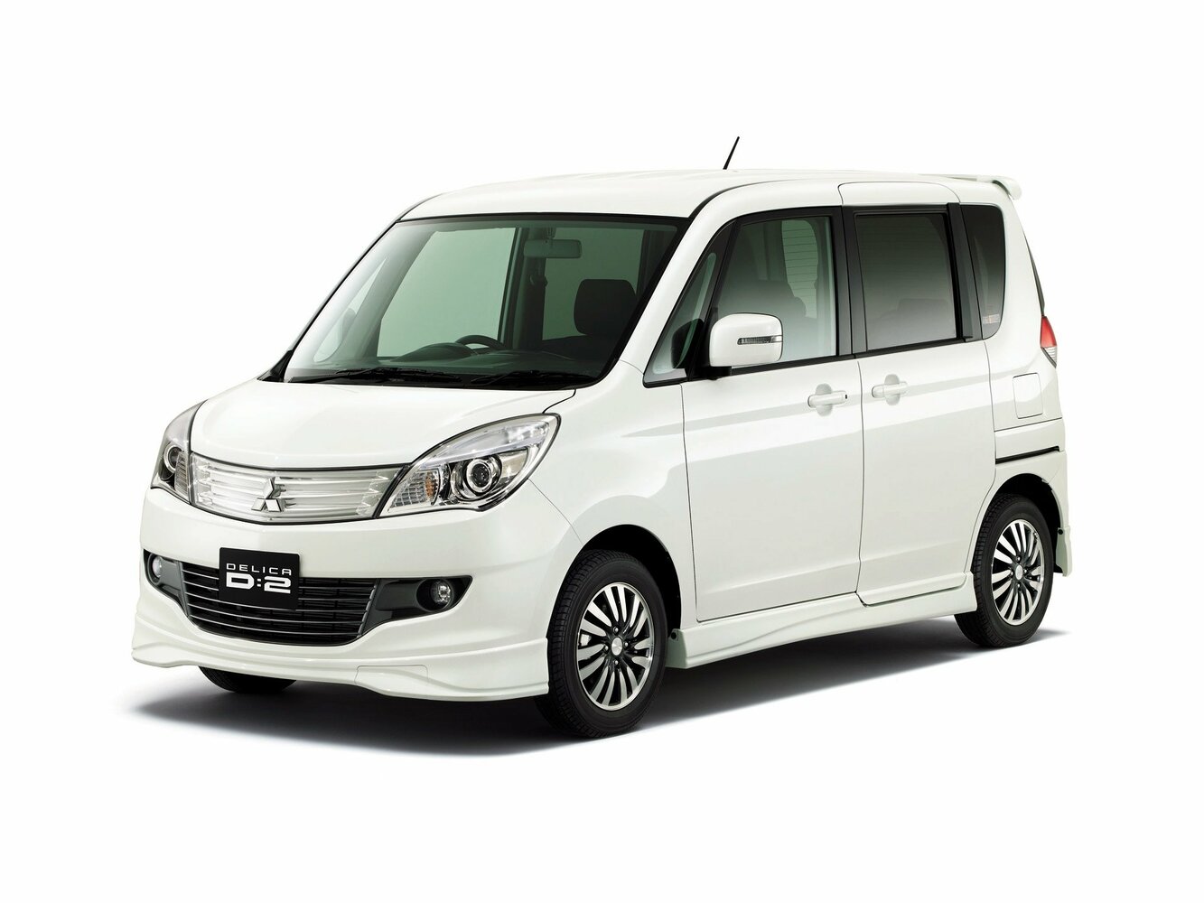 Mitsubishi Delica D:2 I (2011-2015) - Компактвэн
