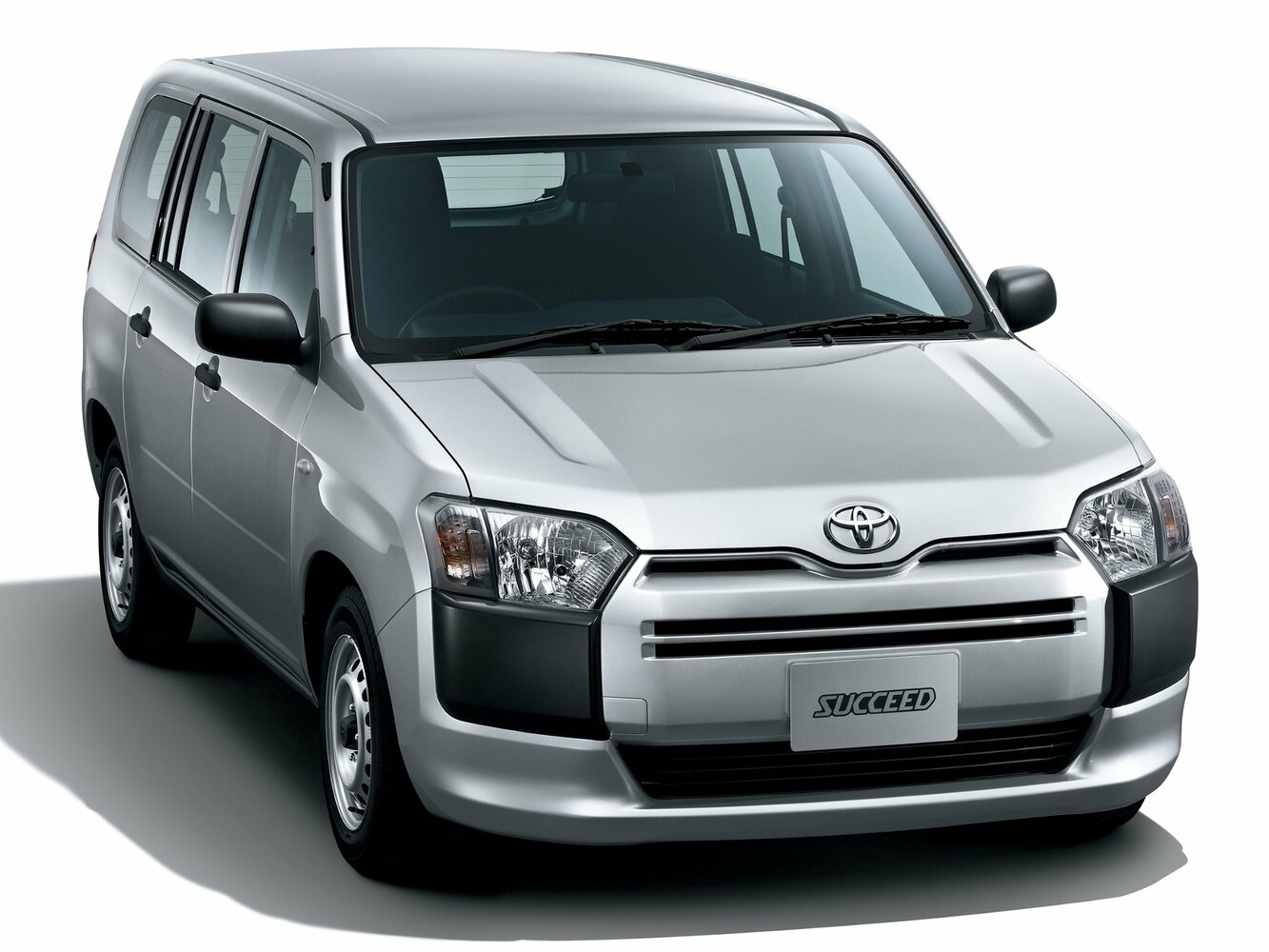 Toyota Succeed I (2002-2020) - Универсал 5 дв.