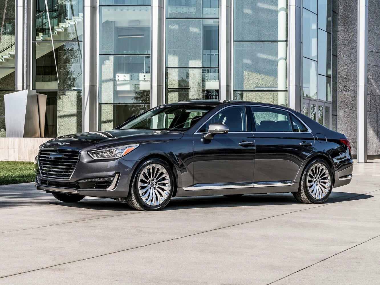 Genesis G90 I (2016-2022) - Седан