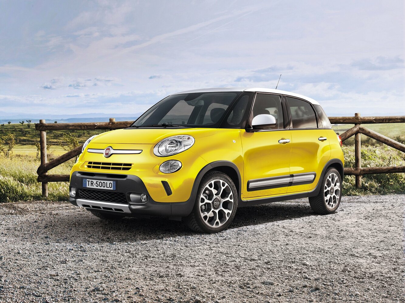 Fiat 500L I (2012-2022) - Компактвэн Trekking