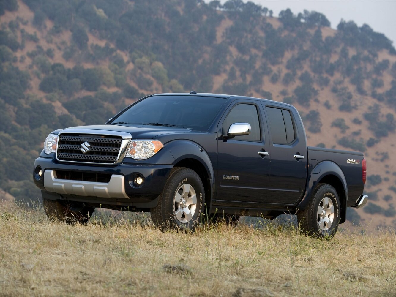Suzuki Equator I (2008-2012) - Пикап Двойная кабина CrewCab