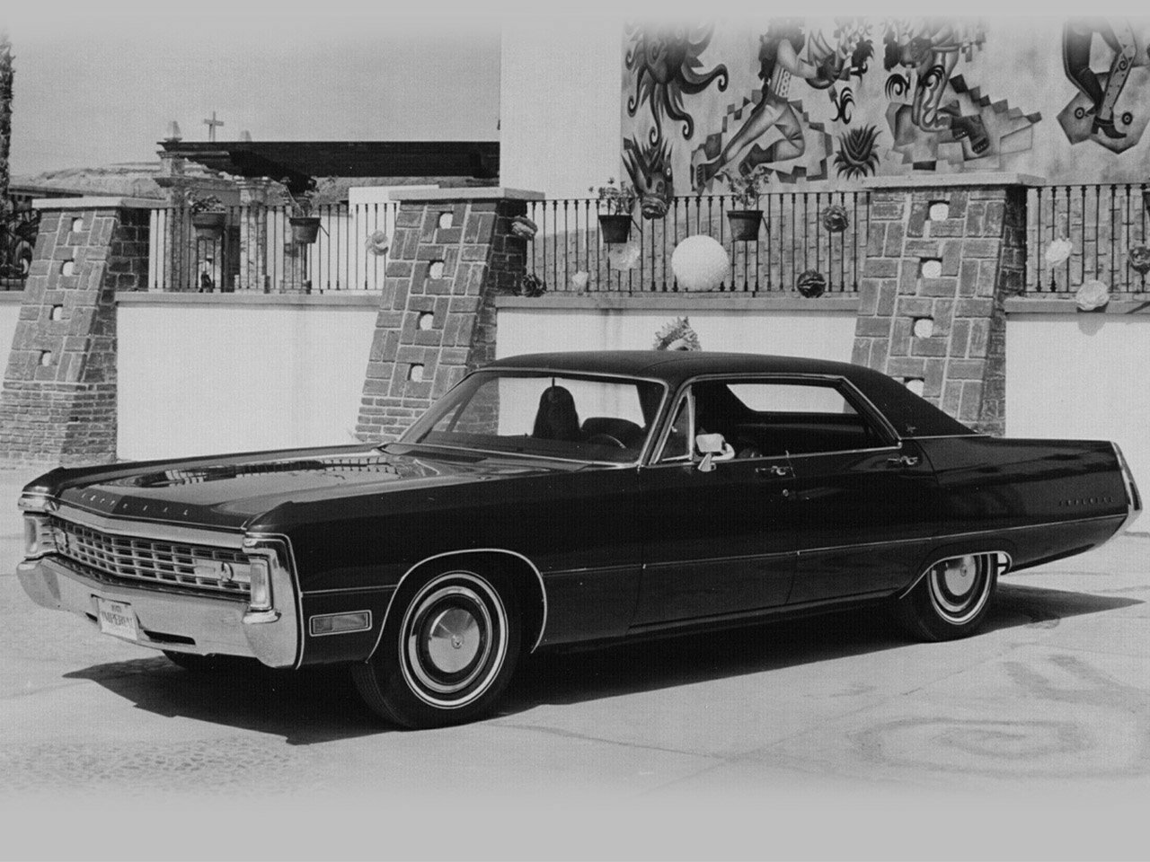 Chrysler Imperial LeBaron (1957-1975) - Седан-хардтоп