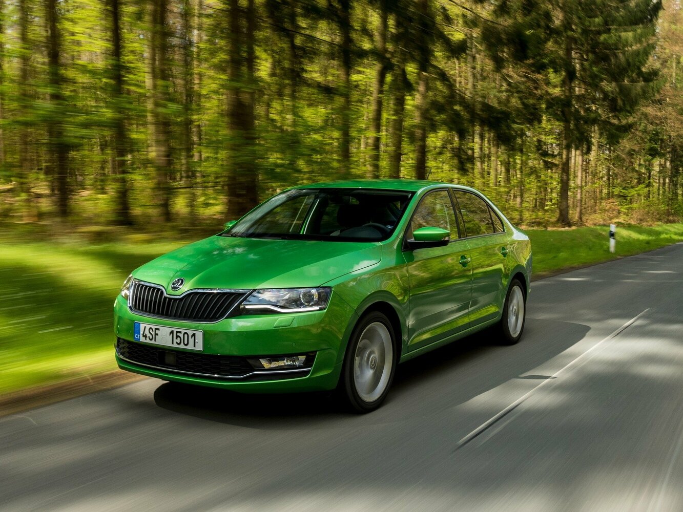 Skoda Rapid I (2012-2020) - Лифтбек