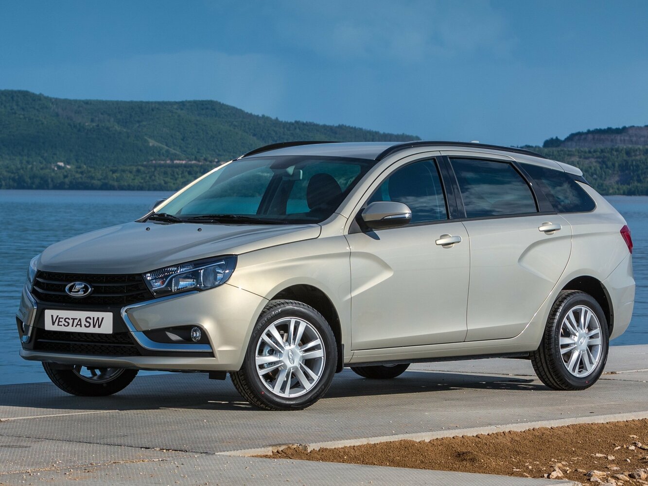 Lada (ВАЗ) Vesta I (2015-2026) - Универсал 5 дв. SW