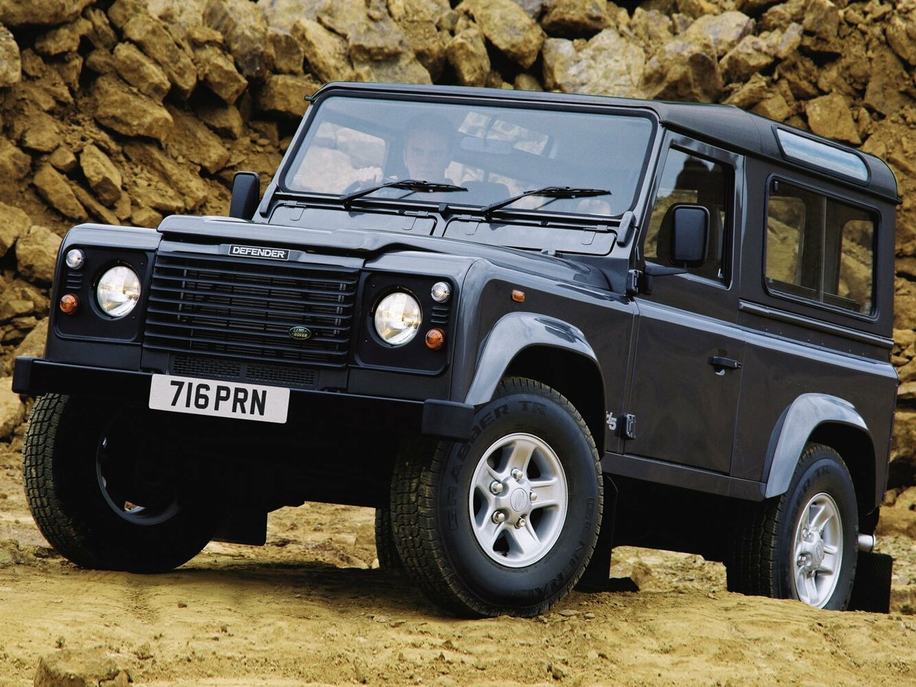 Land Rover Defender I (1983-2016) - Внедорожник 3 дв. 90