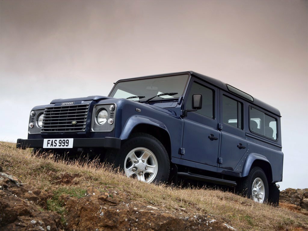 Land Rover Defender I (1983-2016) - Внедорожник 5 дв. 110
