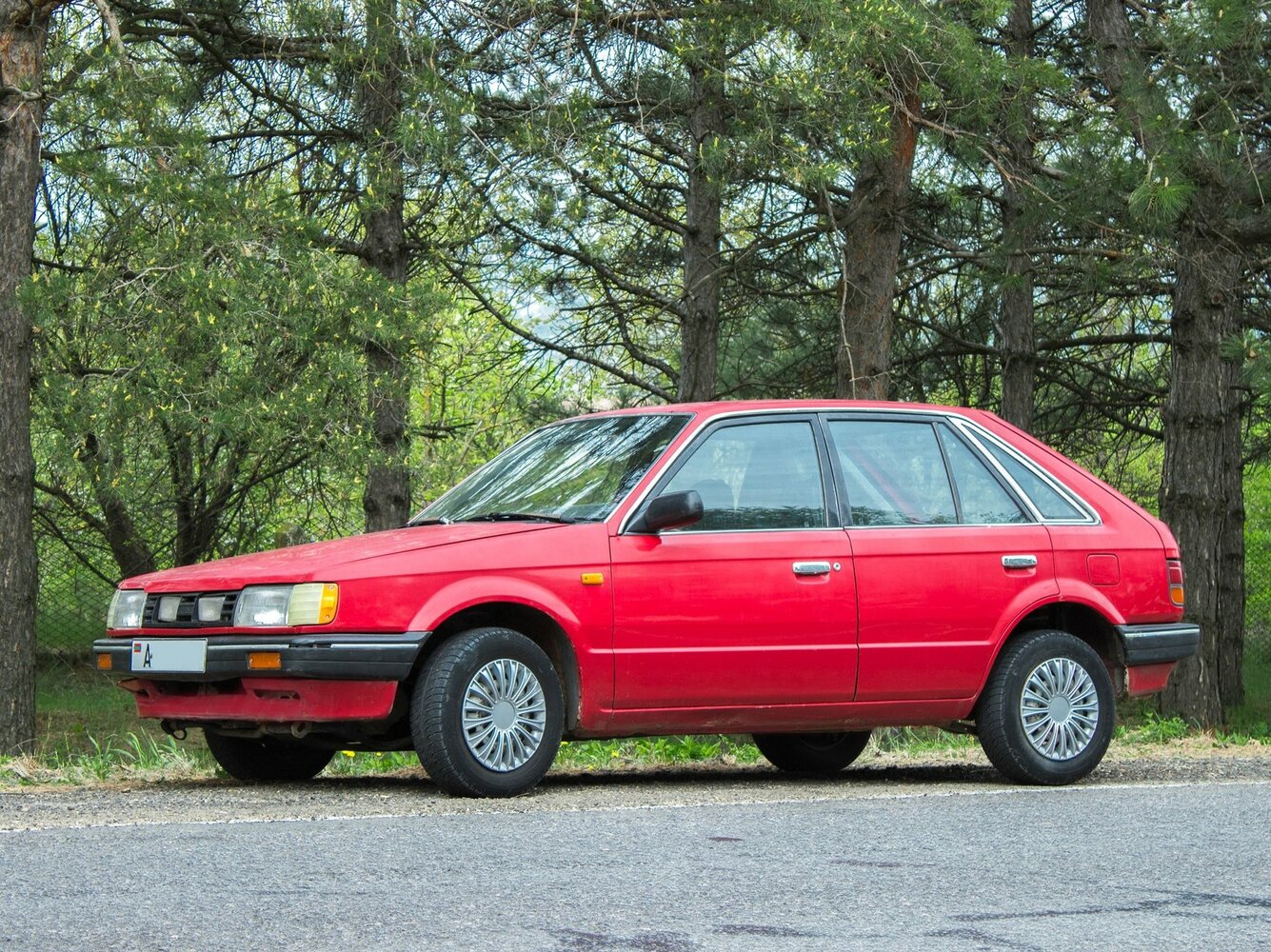 Mazda Familia V (1985-1994) - Хэтчбек 5 дв.