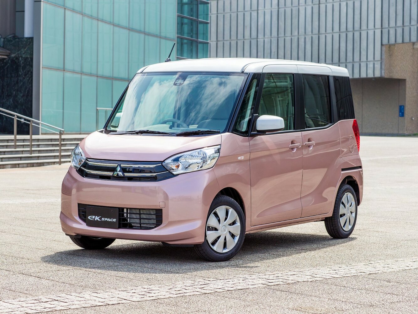 Mitsubishi eK Space I (2014-2020) - Хэтчбек 5 дв.