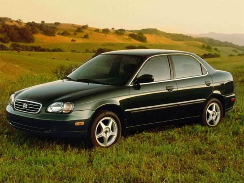 Suzuki Esteem I (1995-2004) - Седан