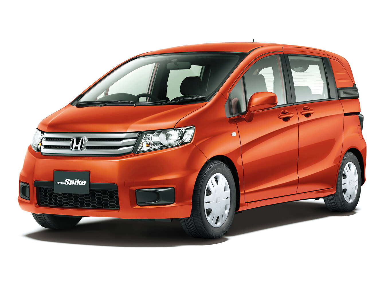 Honda Freed I (2008-2016) - Компактвэн Spike