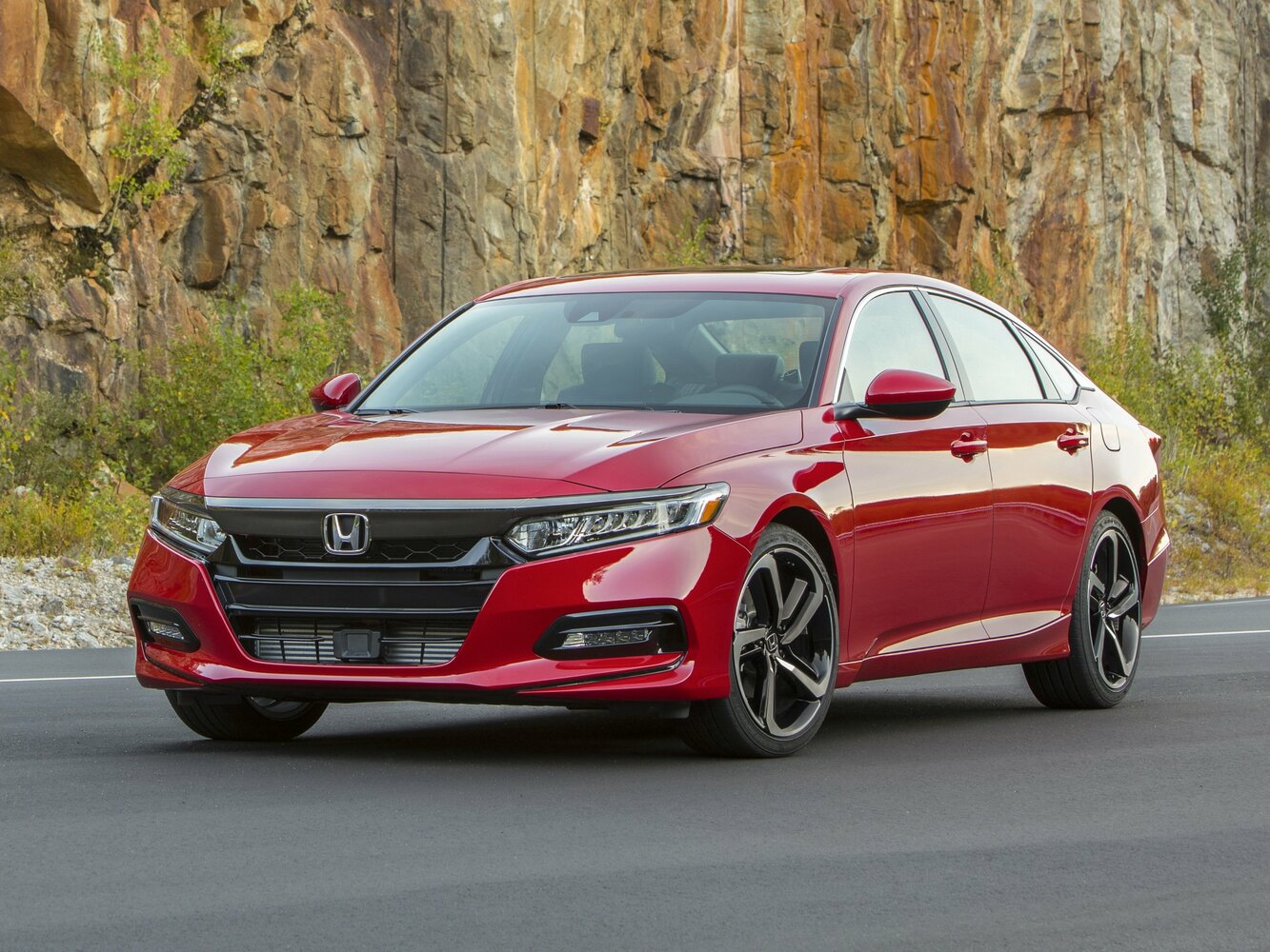 Honda Accord X (2017-2023) - Седан
