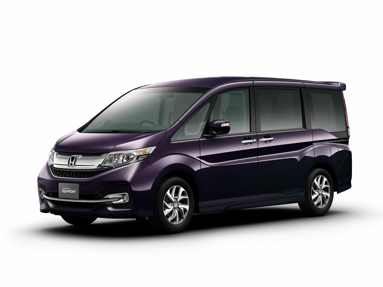 Honda Stepwgn V (2015-2022) - Минивэн Spada