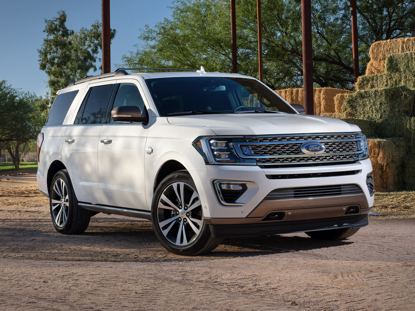 Ford Expedition IV (2017-2026) - Внедорожник 5 дв.