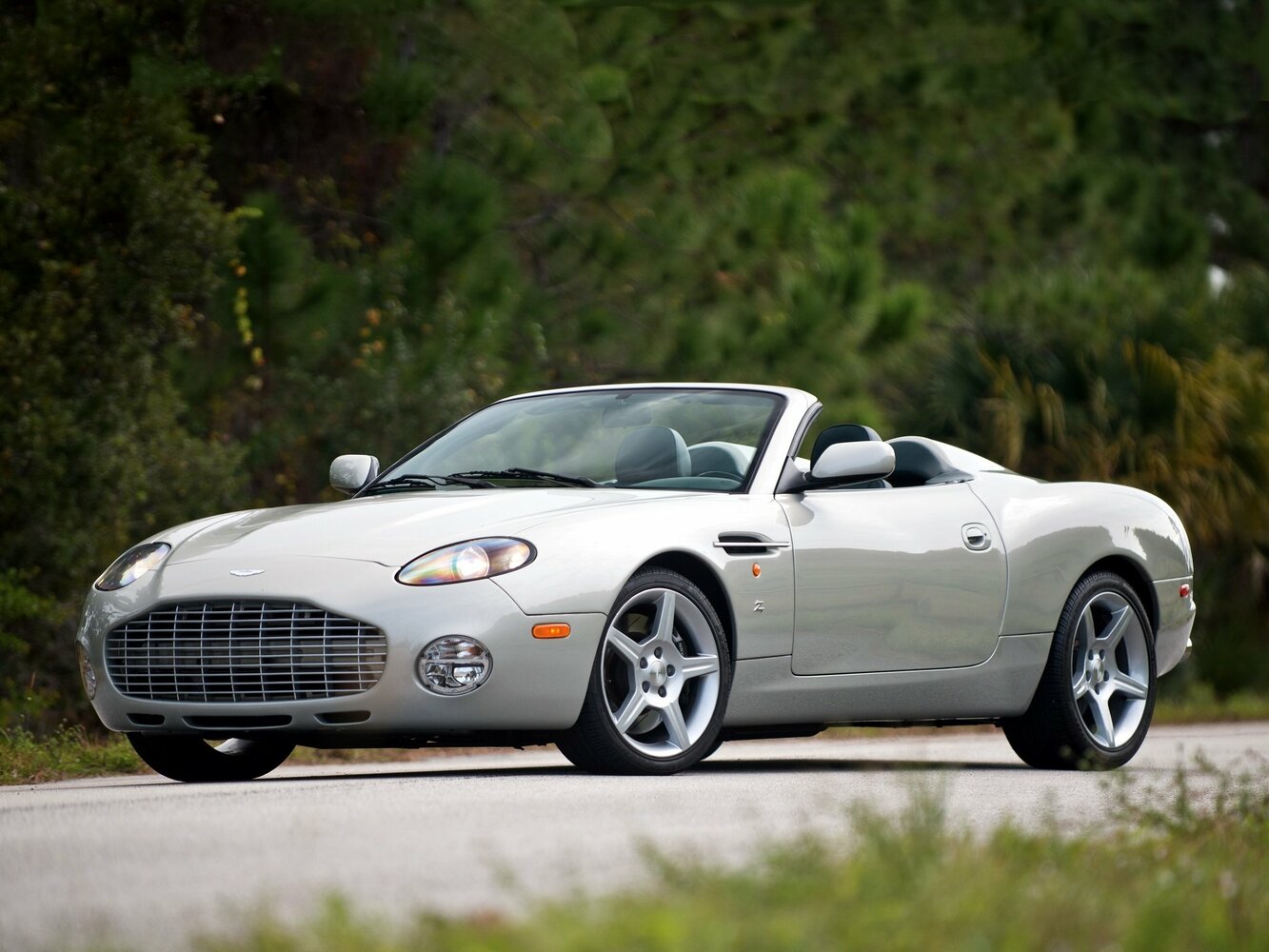 Aston Martin DB AR1 I (2003-2004) - Кабриолет