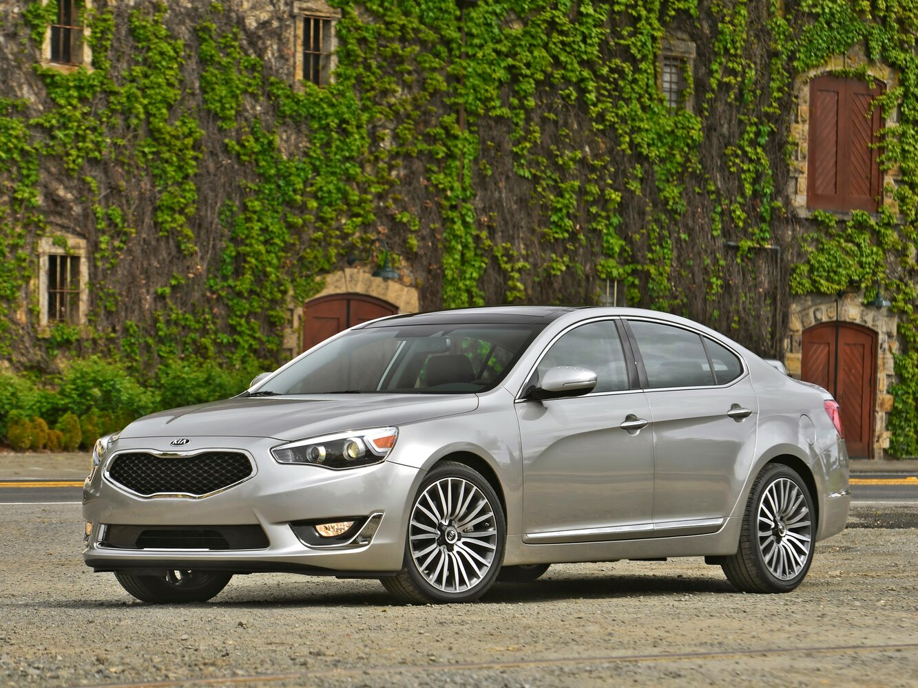 Kia K7 VG (2009-2015) - Седан