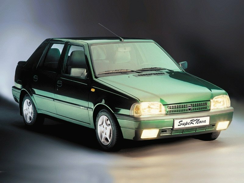 Dacia SuperNova I (2000-2003) - Лифтбек