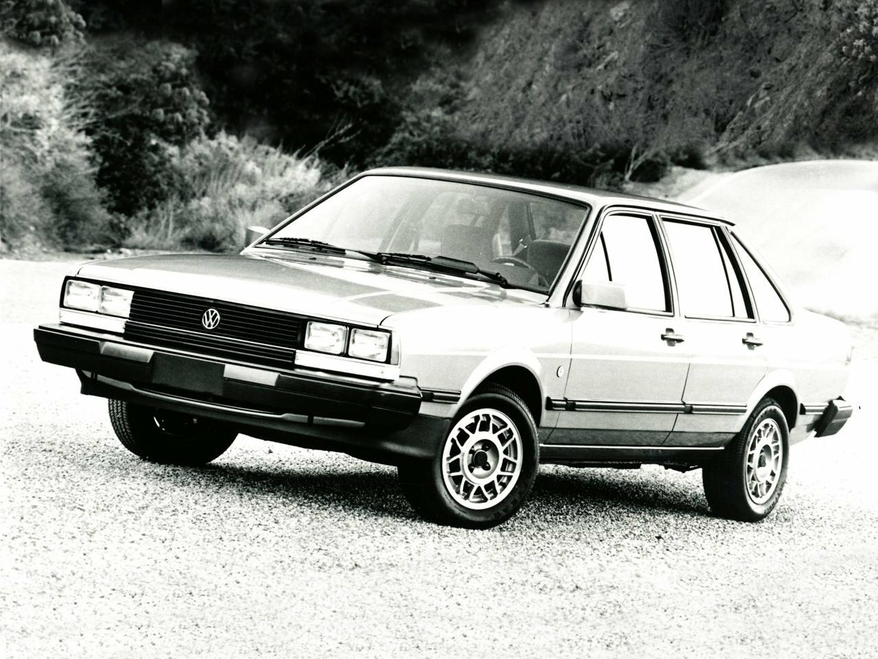 Volkswagen Quantum I (1985-1988) - Седан
