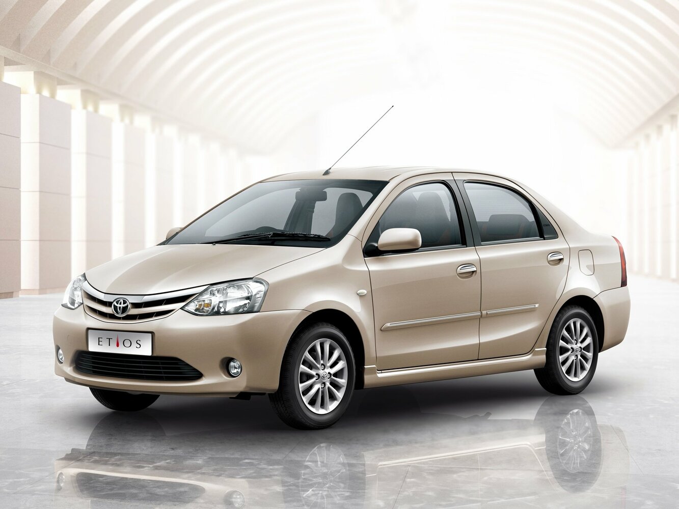 Toyota Etios I (2010-2021) - Седан