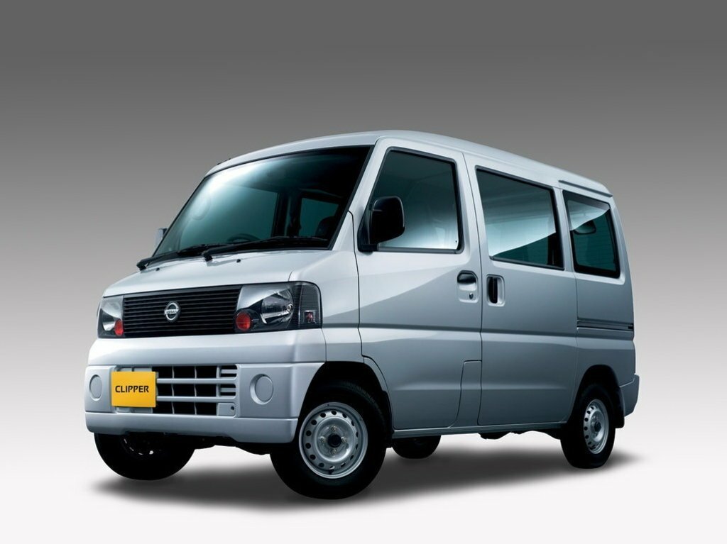 Nissan Clipper Rio I (2003-2012) - Минивэн