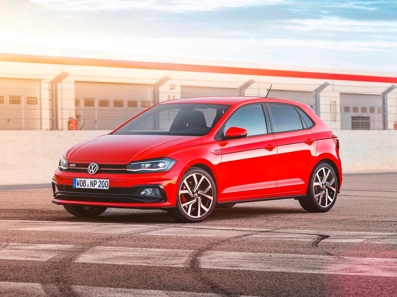 Volkswagen Polo GTI VI (2017-2026) - Хэтчбек 5 дв.
