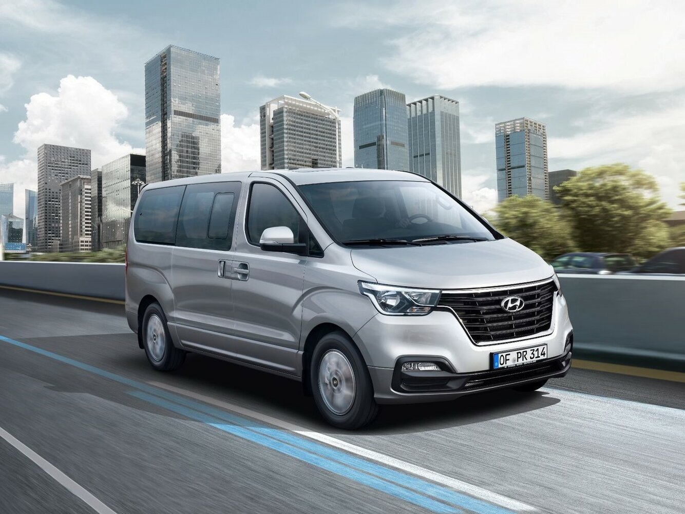 Hyundai H-1 II (2007-2021) - Минивэн