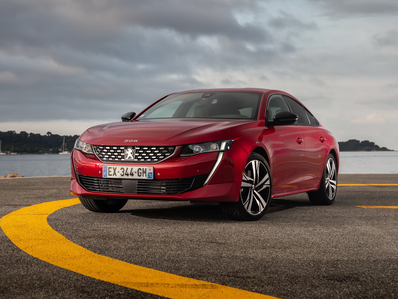 Peugeot 508 II (2018-2026) - Лифтбек