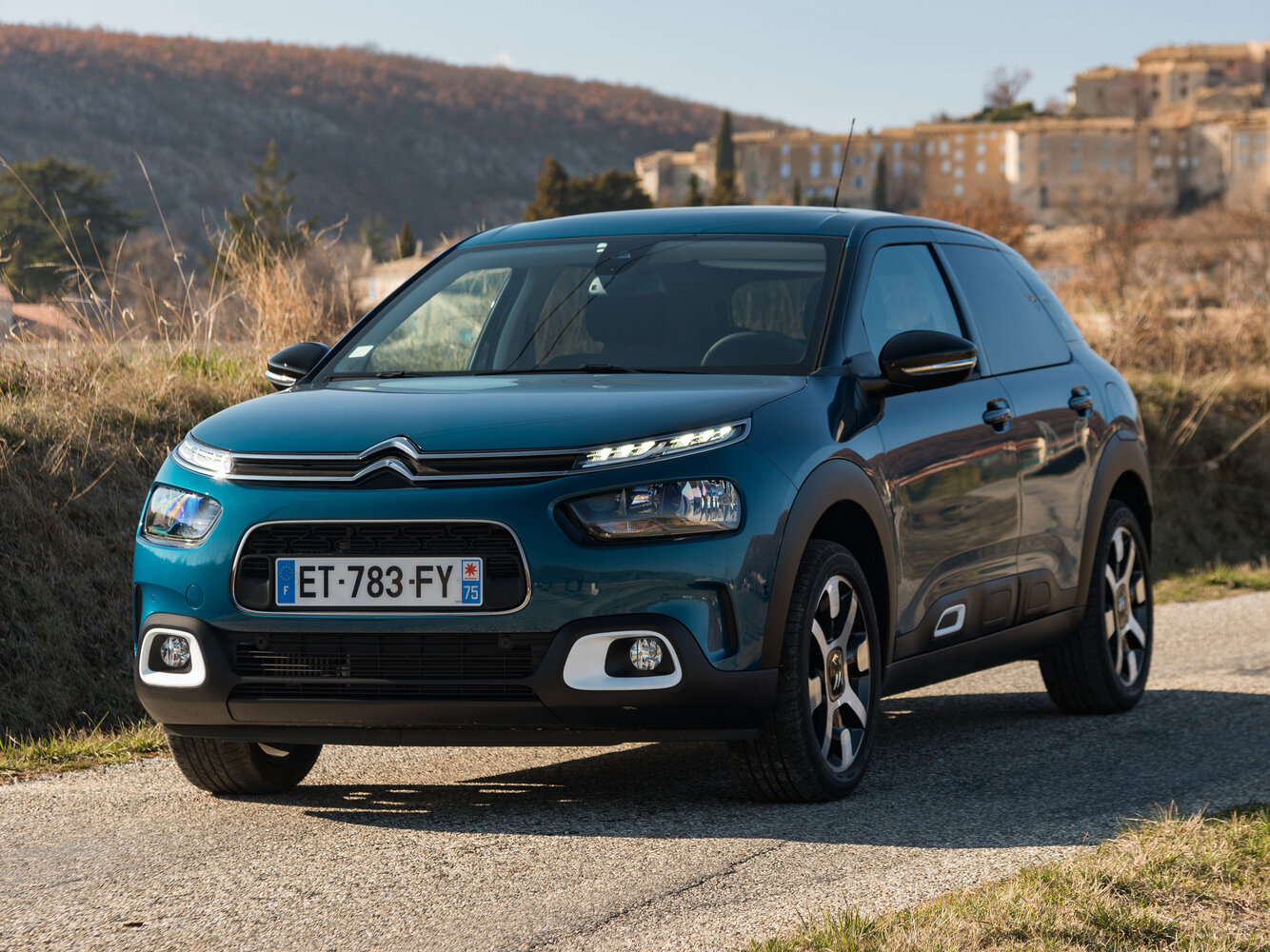 Citroen C4 Cactus I (2014-2024) - Внедорожник 5 дв.