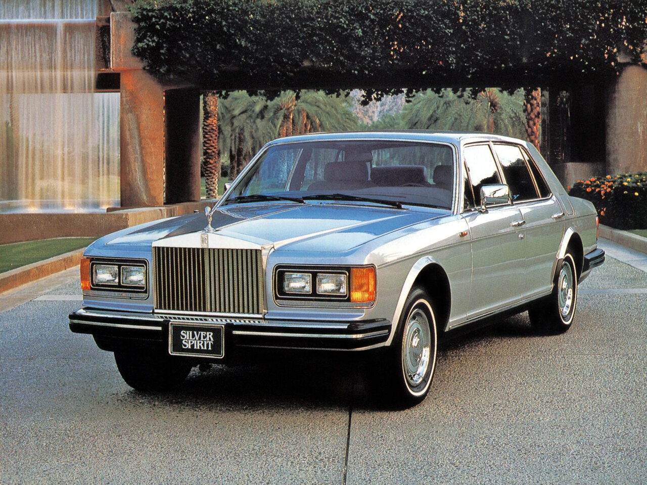 Rolls-Royce Silver Spirit Mark (1980-1997) - Седан