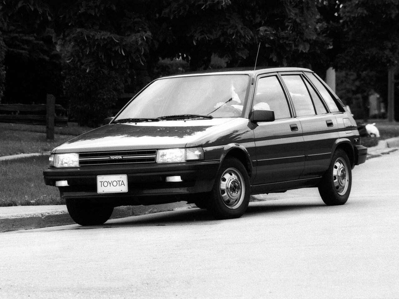 Toyota Tercel III (1986-1990) - Хэтчбек 5 дв.