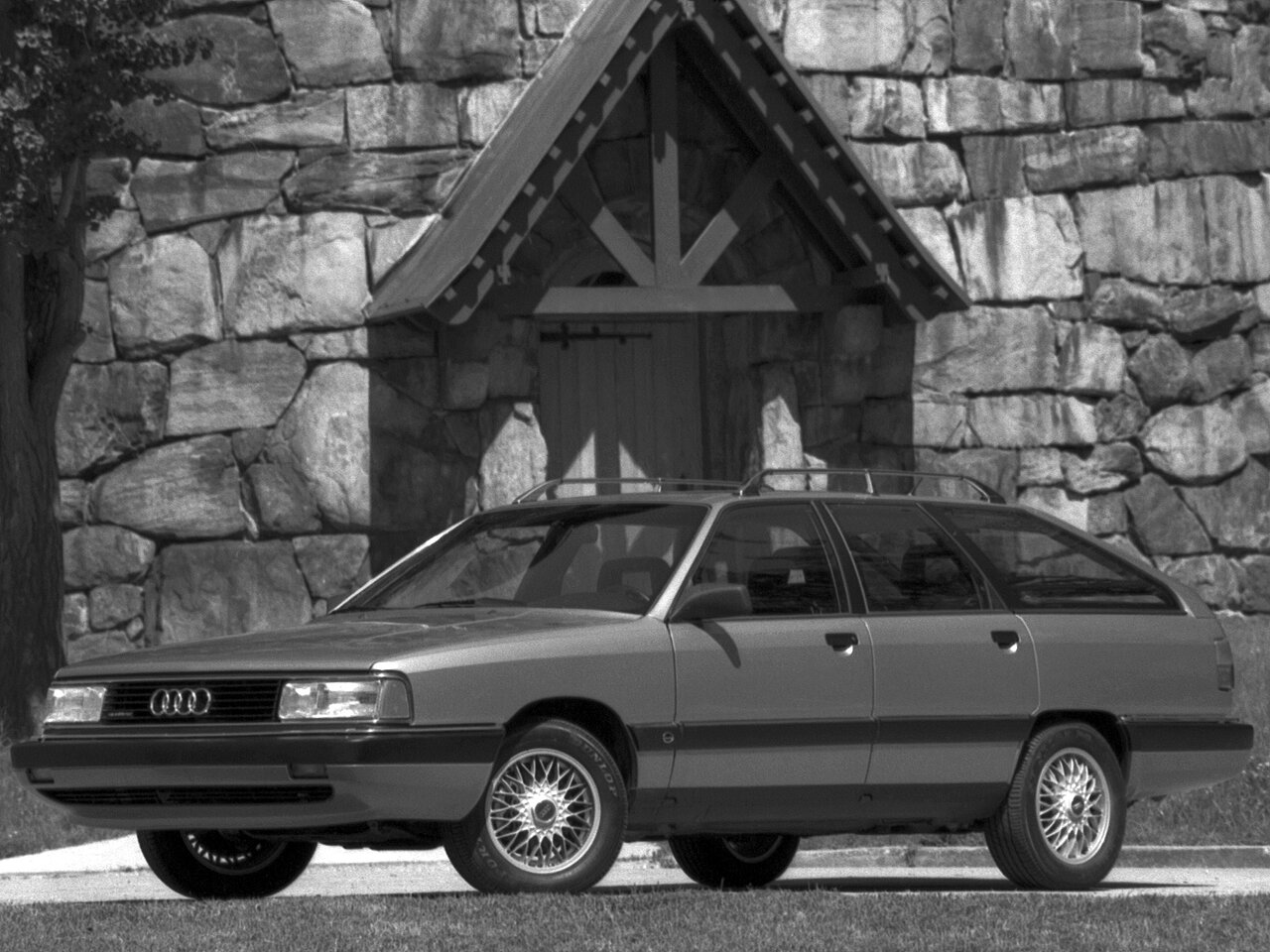 Audi 200 II (1983-1991) - Универсал 5 дв.