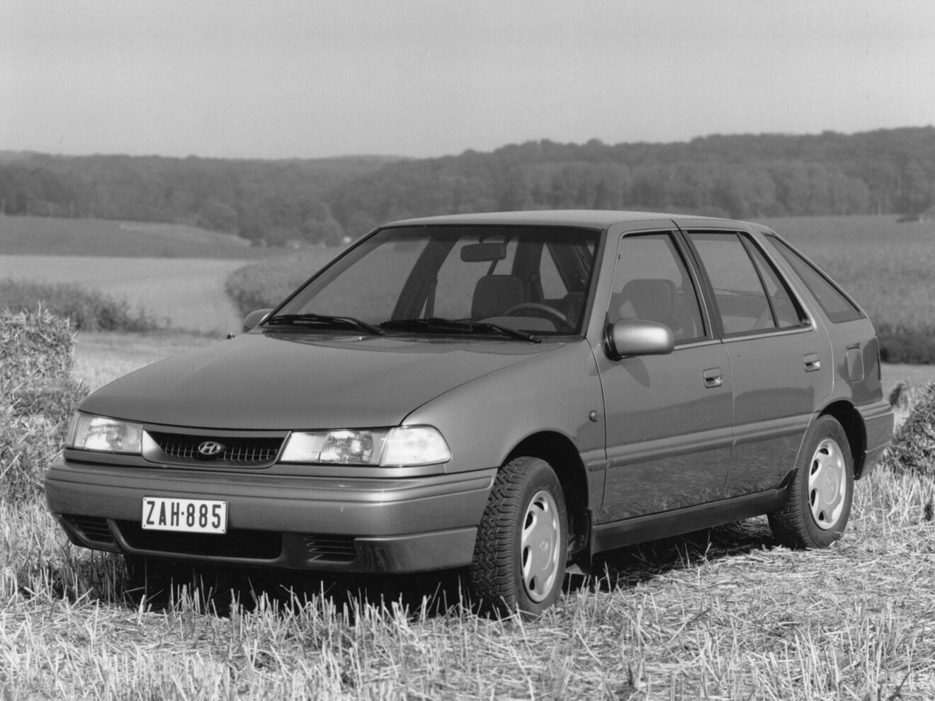Hyundai Pony X2 (1989-1994) - Хэтчбек 5 дв.