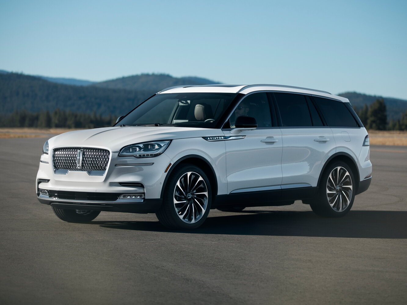 Lincoln Aviator II (2019-2026) - Внедорожник 5 дв.