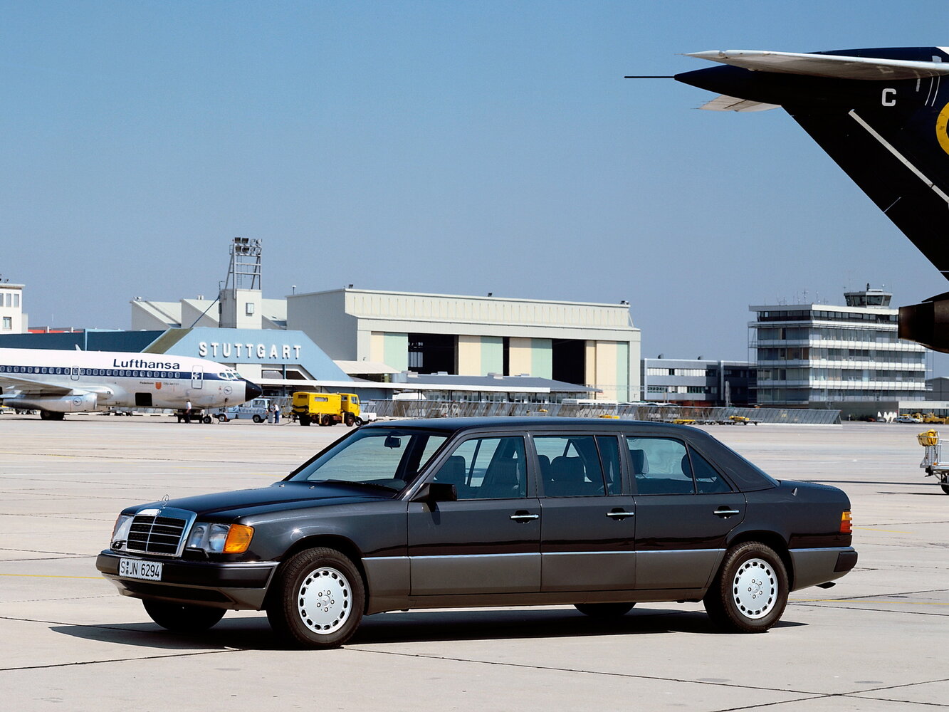 Mercedes-Benz W124 I (1984-1993) - Лимузин