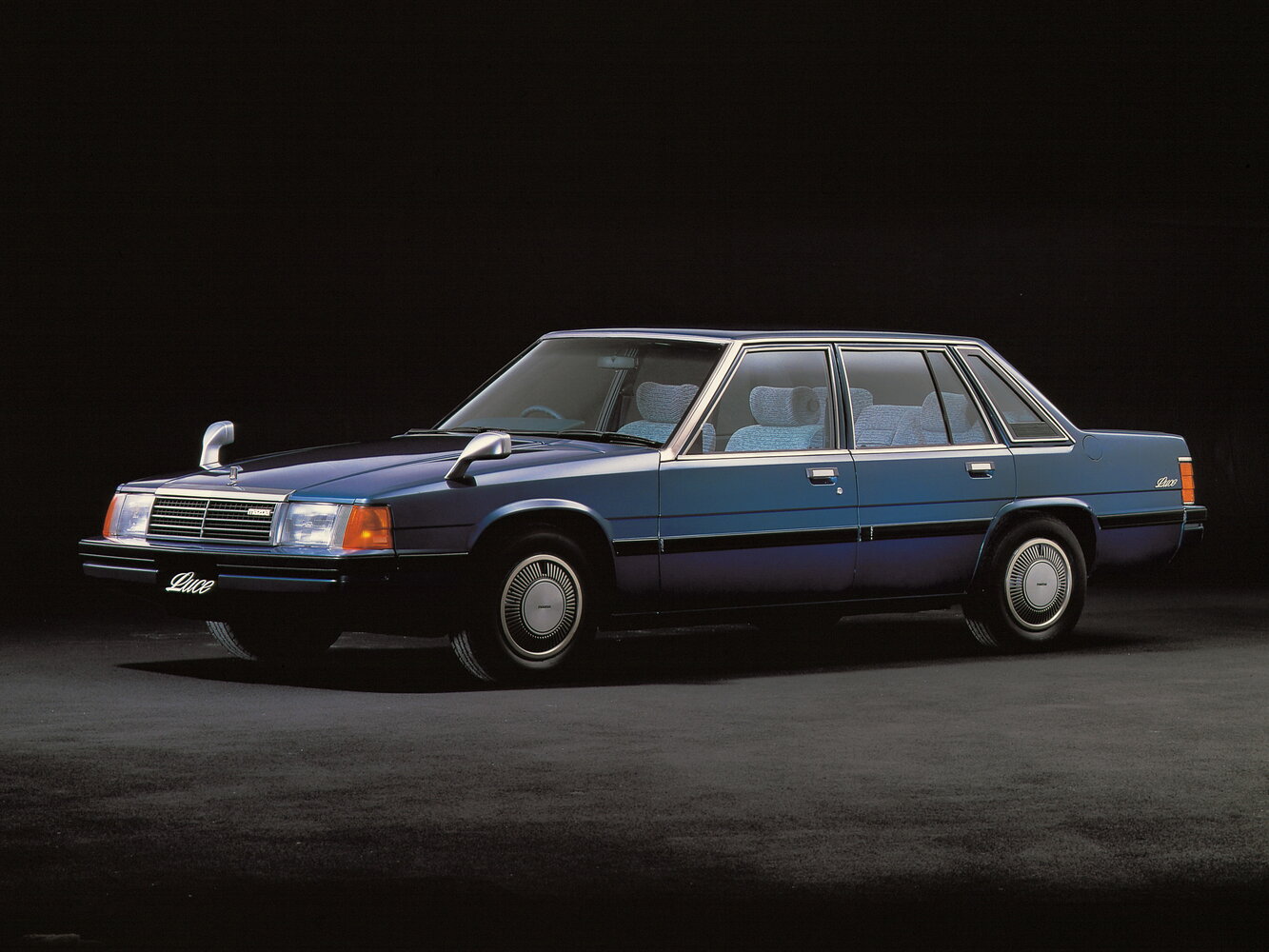 Mazda Luce IV (1981-1986) - Седан
