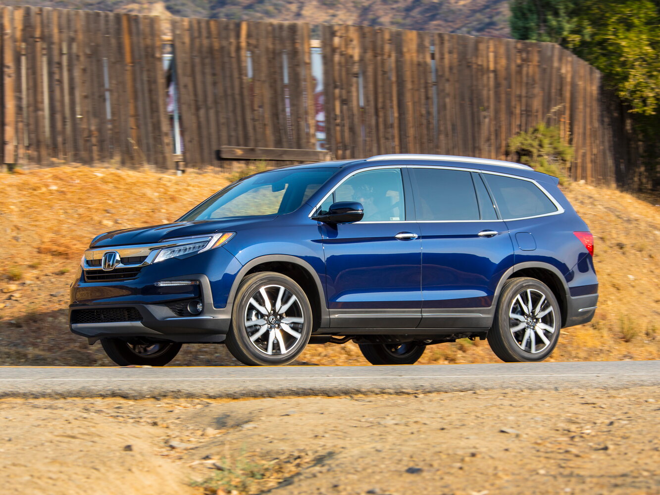 Honda Pilot III (2015-2022) - Внедорожник 5 дв.