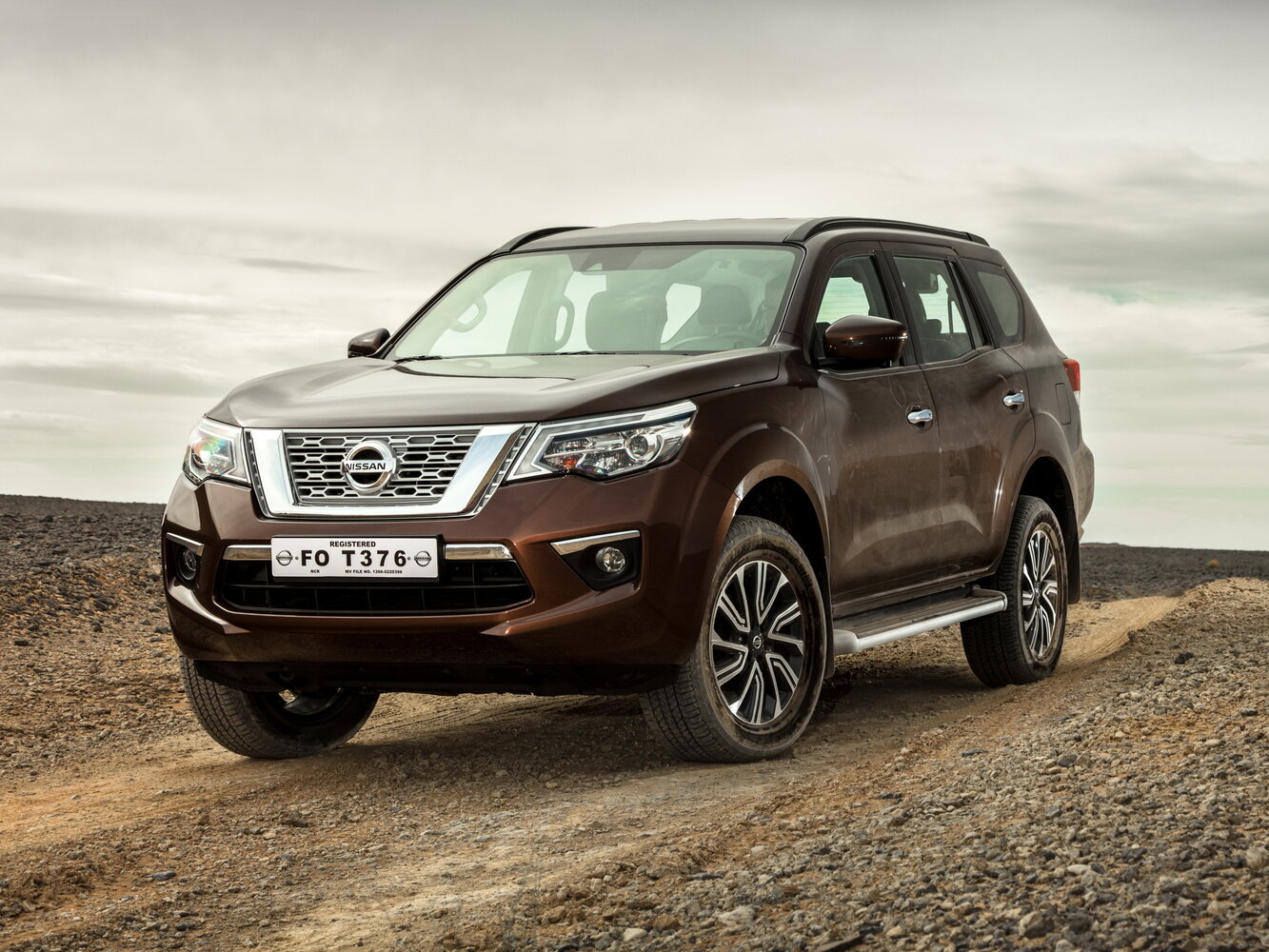 Nissan Terra I (2018-2026) - Внедорожник 5 дв.