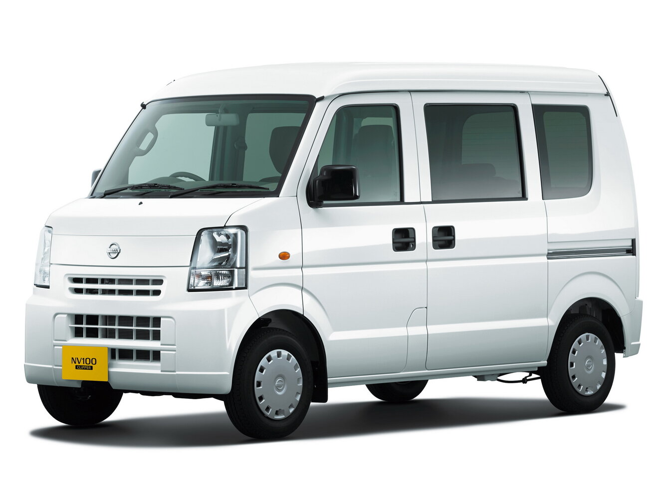 Nissan NV100 Clipper II (2013-2015) - Микровэн
