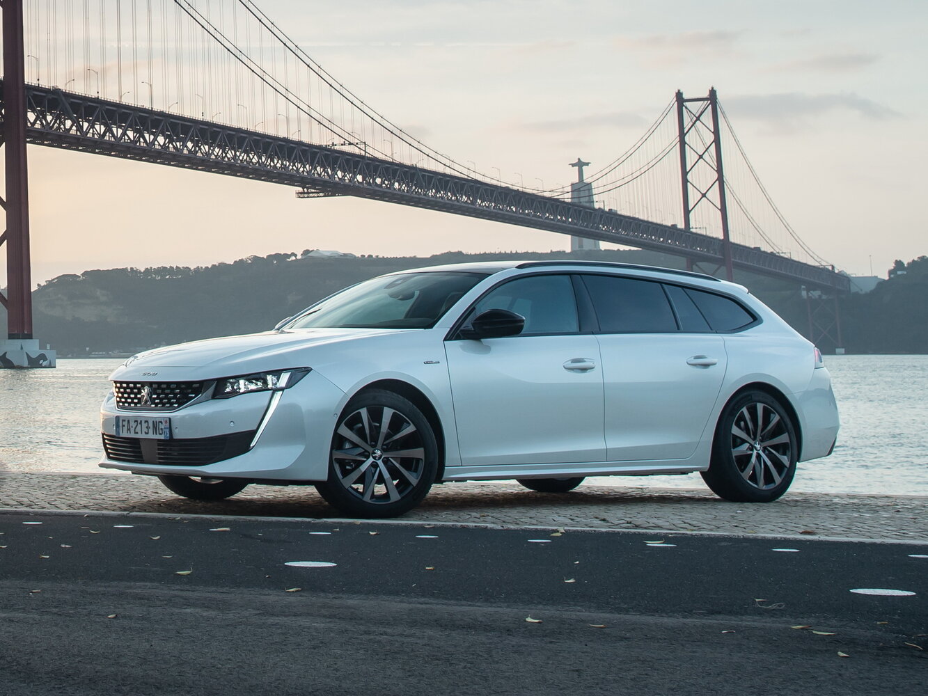 Peugeot 508 II (2018-2026) - Универсал 5 дв.